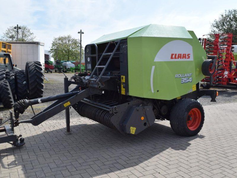 Claas Rollant 354 RC