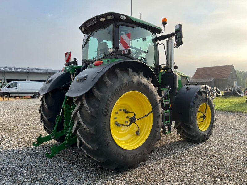 John Deere 6R250
