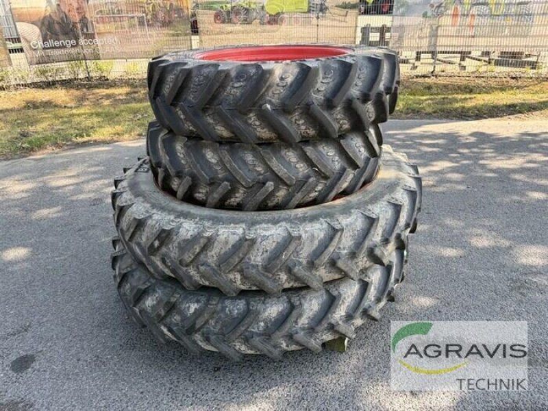 PFLEGEBEREIFUNG 280/85 R28 + 270/95 R44