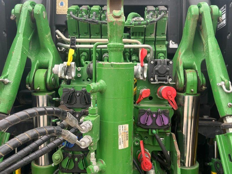 John Deere 6195R
