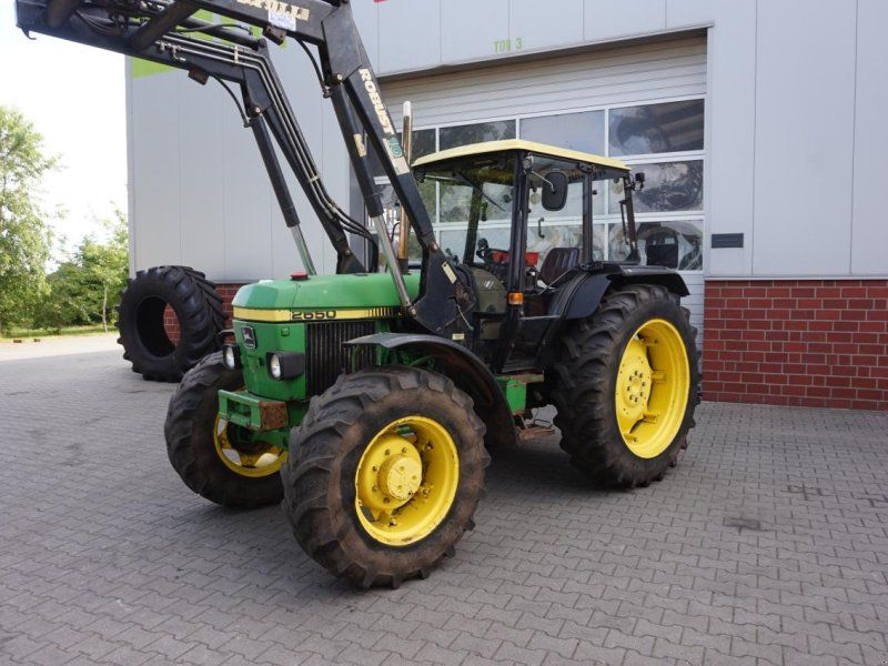 John Deere 2650