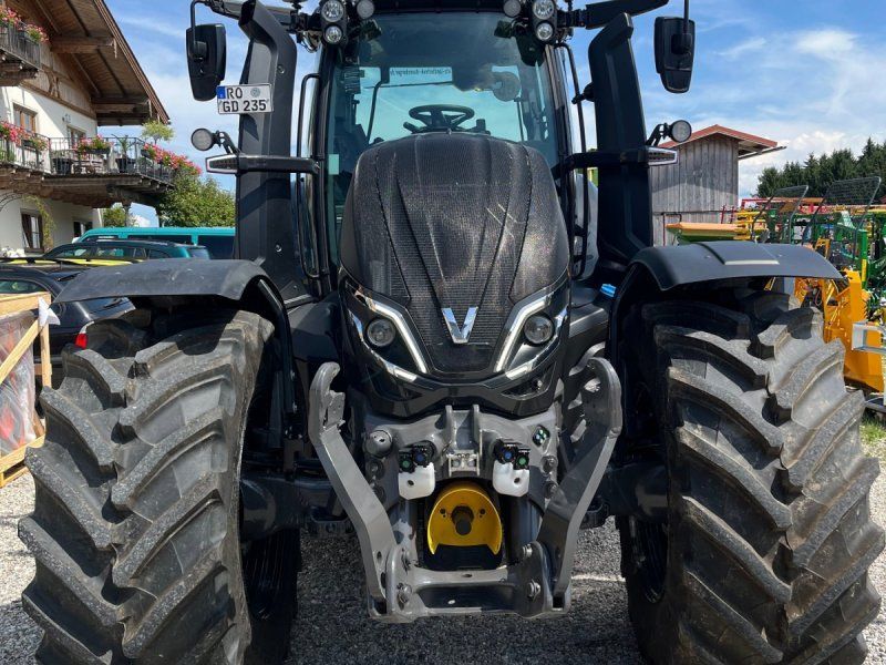 Valtra T235 D
