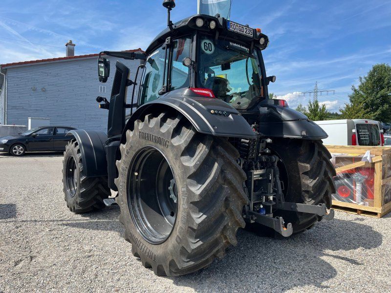 Valtra T235 D