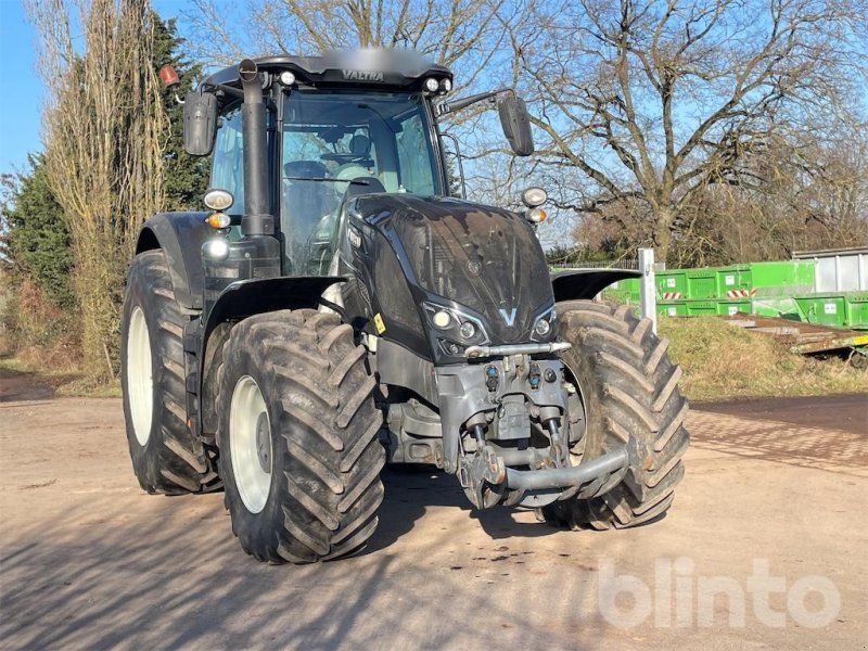 Valtra S294