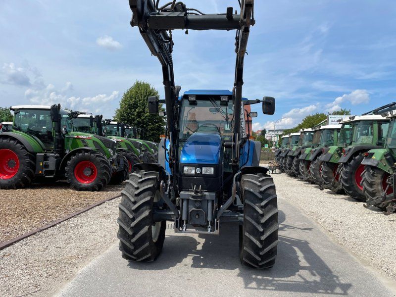 New Holland TS 115