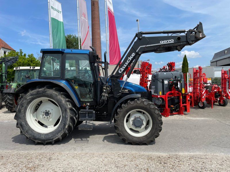 New Holland TS 115