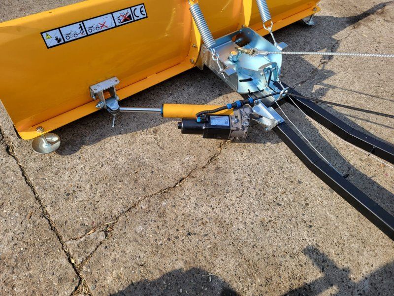 Odes Desertcross 1000 + hydr. Schneeschild Profi 170cm Allrad UTV
