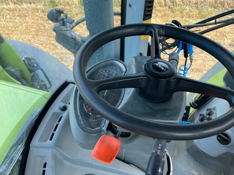 Claas Arion 650 CIS