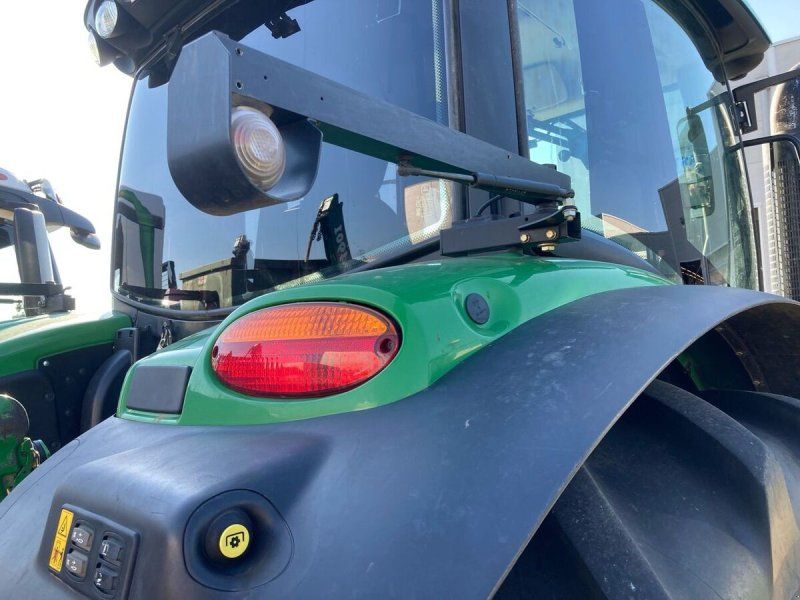 John Deere 6150R