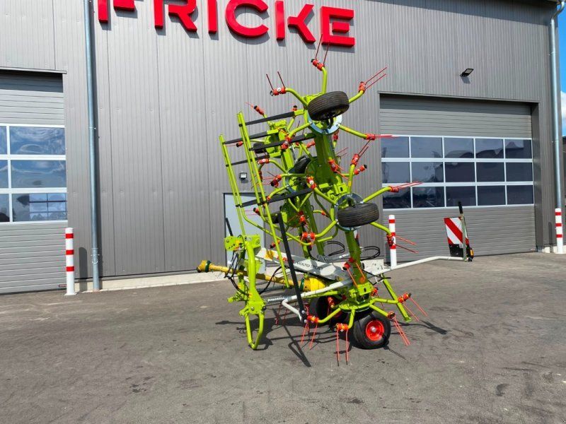 Claas Volto 900