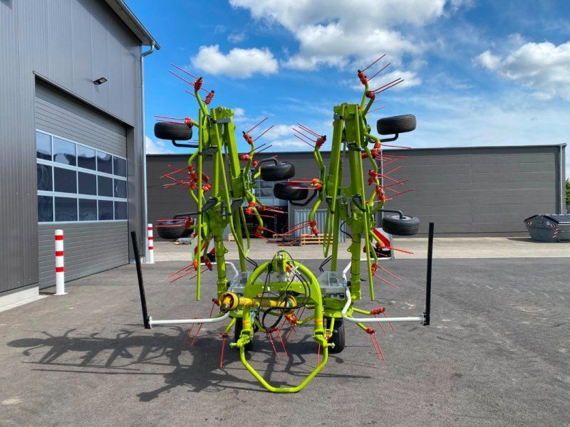 Claas Volto 900