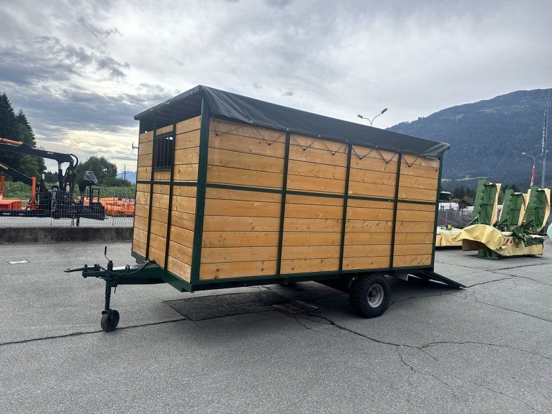 Eigenbau Viehanhänger mit Holzaufbau