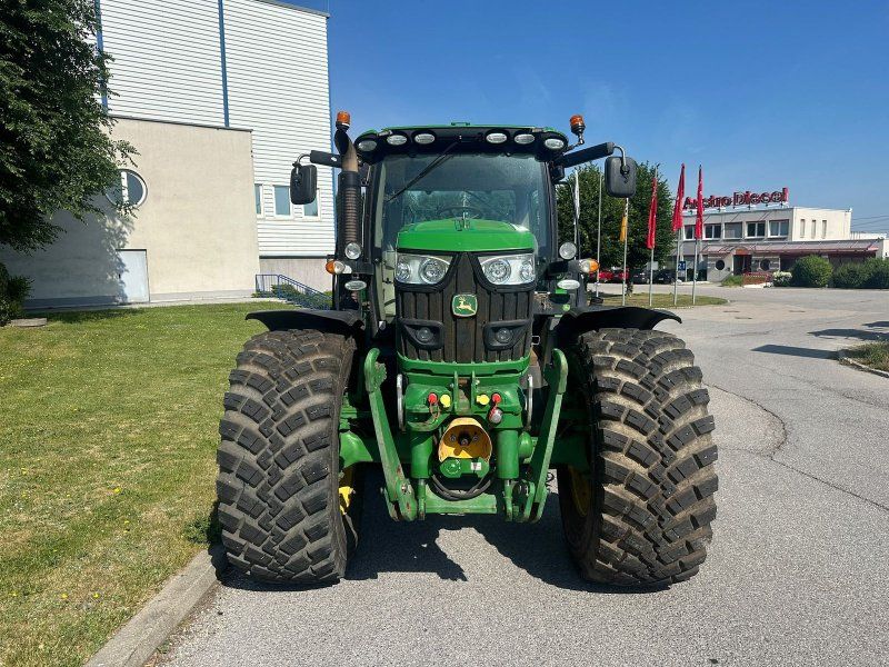 John Deere 6150R
