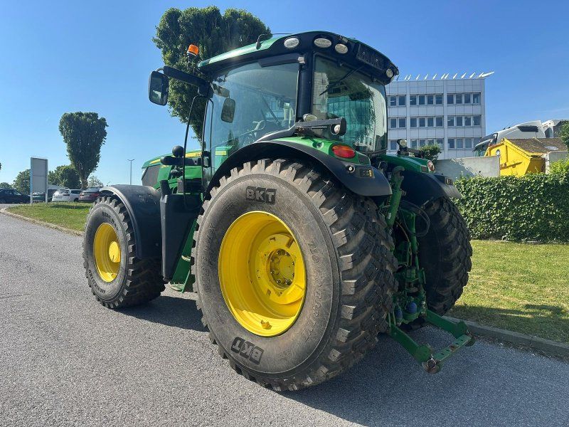 John Deere 6150R