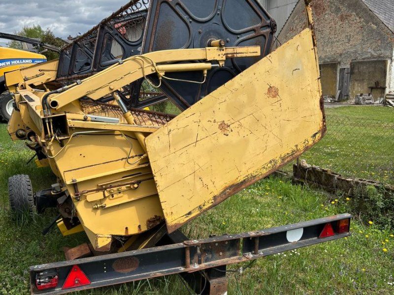 New Holland TX 65 Plus