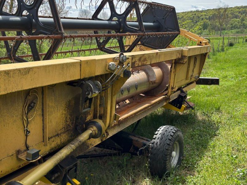 New Holland TX 65 Plus