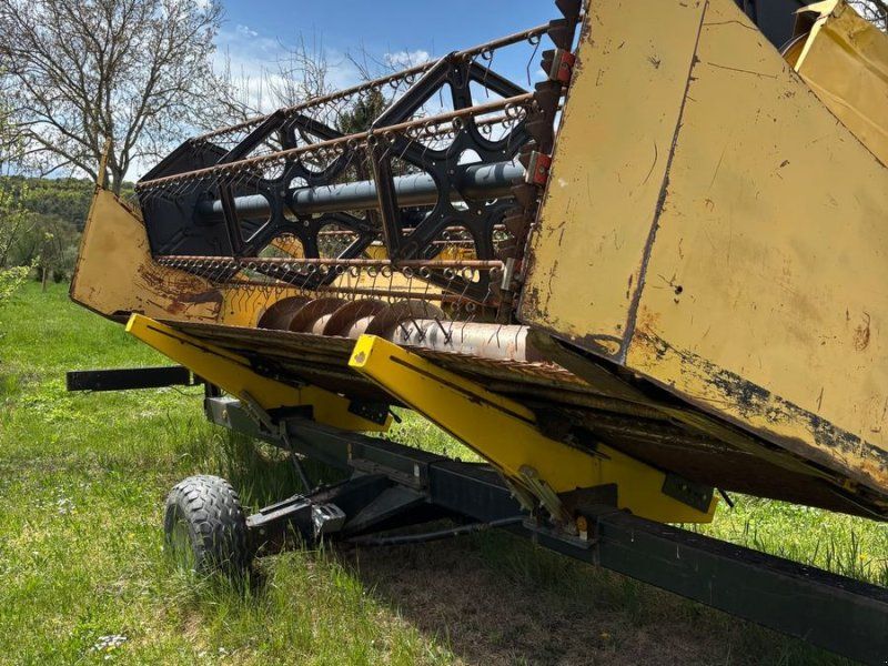New Holland TX 65 Plus