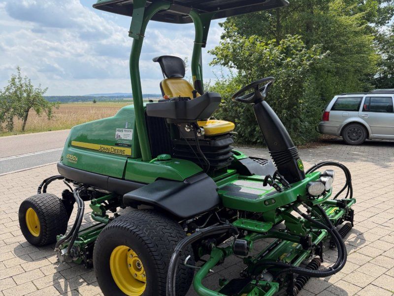 John Deere 8700A