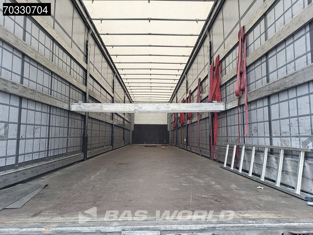 Schmitz SCB*S3T Sliding Roof