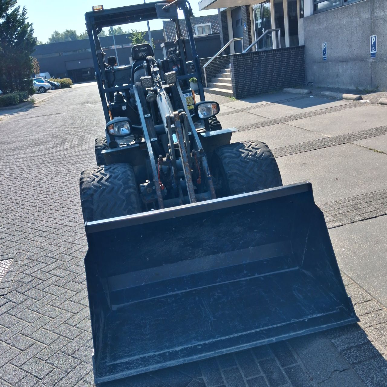 Giant V5003 Xtra.