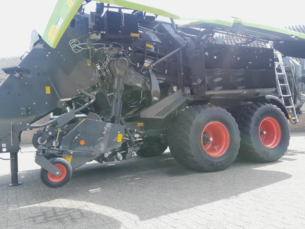 Claas Quadrant 5300 RC