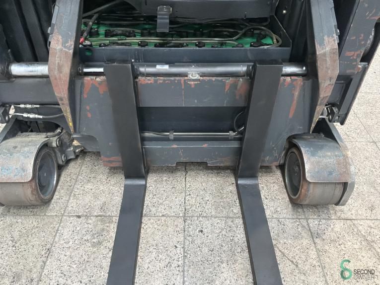 Reachtrucks Electric Linde R14X-03 2015