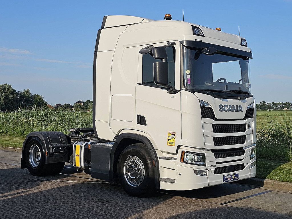 SCANIA R450