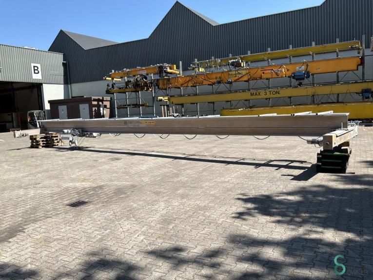 Overhead crane Konecranes 6300kg 1973