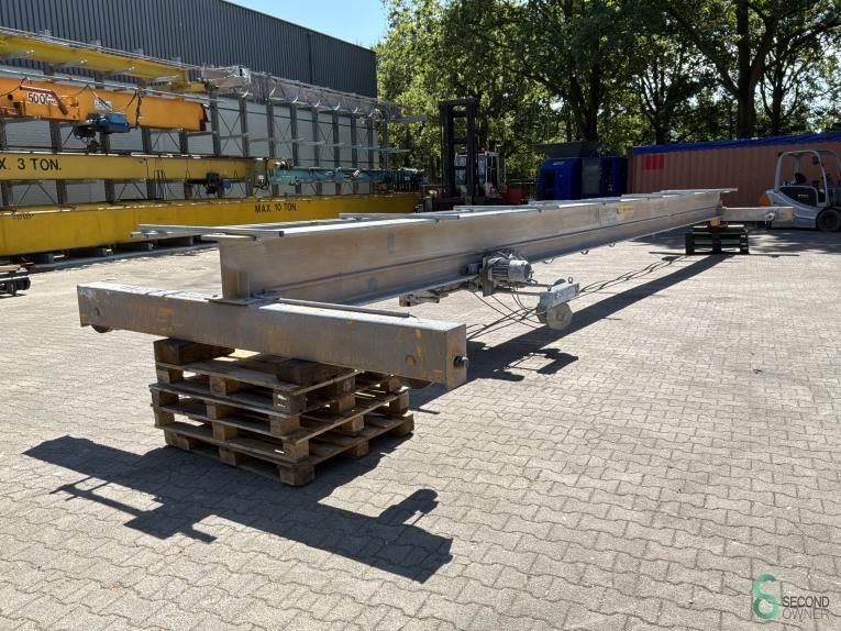 Overhead crane Konecranes 6300kg 1973
