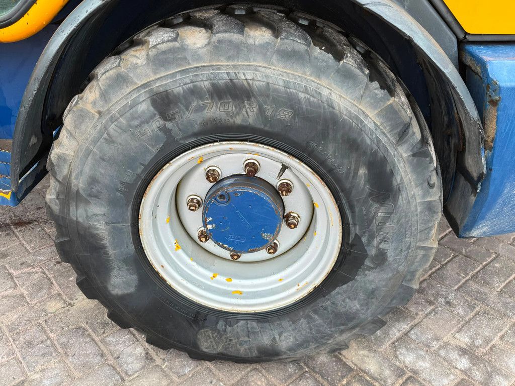 Komatsu WA70-5