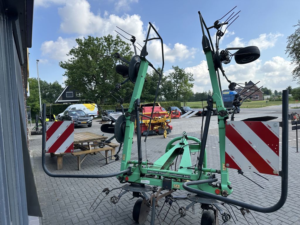 Deutz-Fahr Condimaster 6421 Schudder