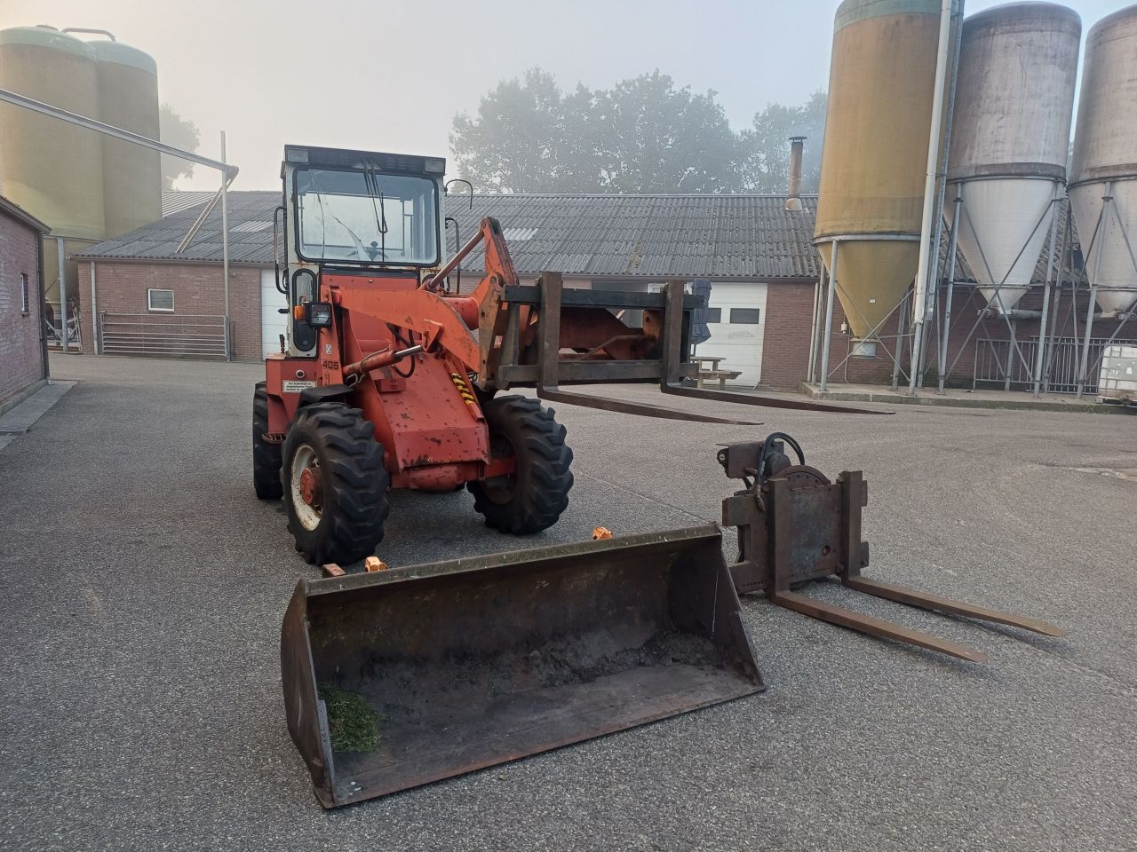 Gehlmax KL 405 Shovel