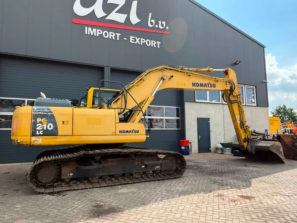 Komatsu PC210LC-8