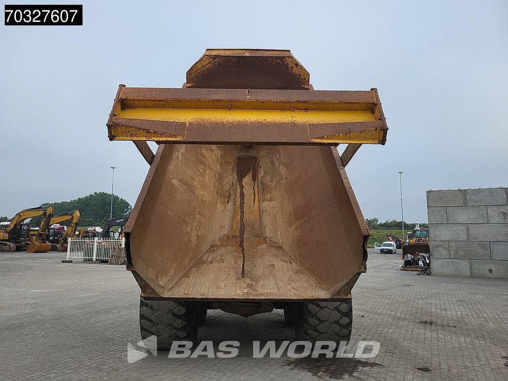 Komatsu HM300-3