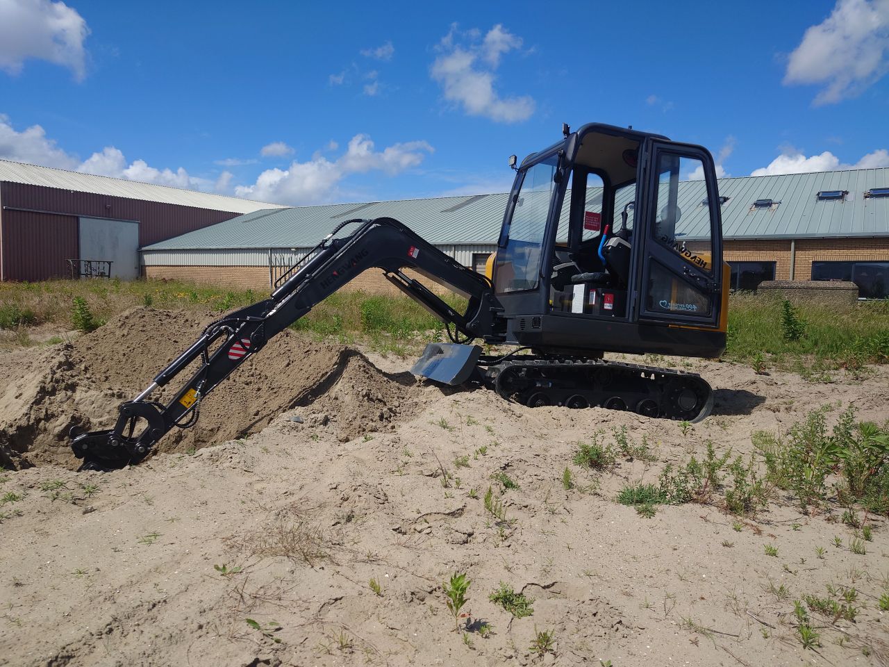 Hengwang HW25 2.5Ton hydraulic excavator