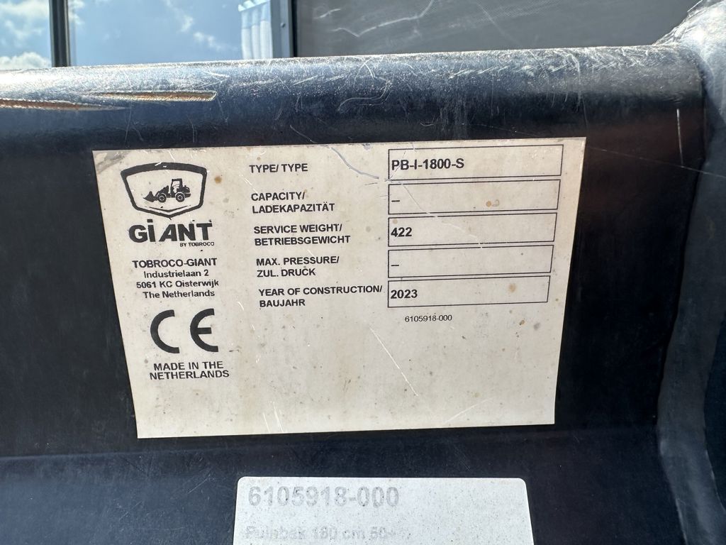 Giant Puinbak 2200