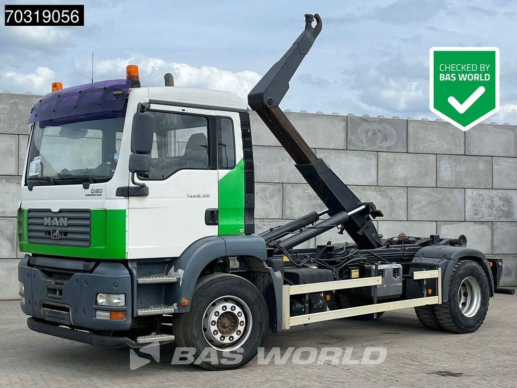 MAN TGA 18.310 4X2 14 tons hooklift steelsuspension Manual Euro 2