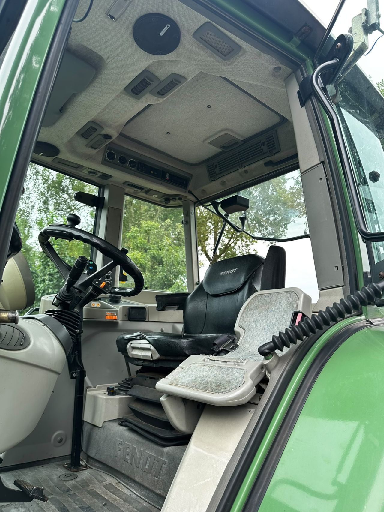 Fendt 312 Vario TMS met voorlader
