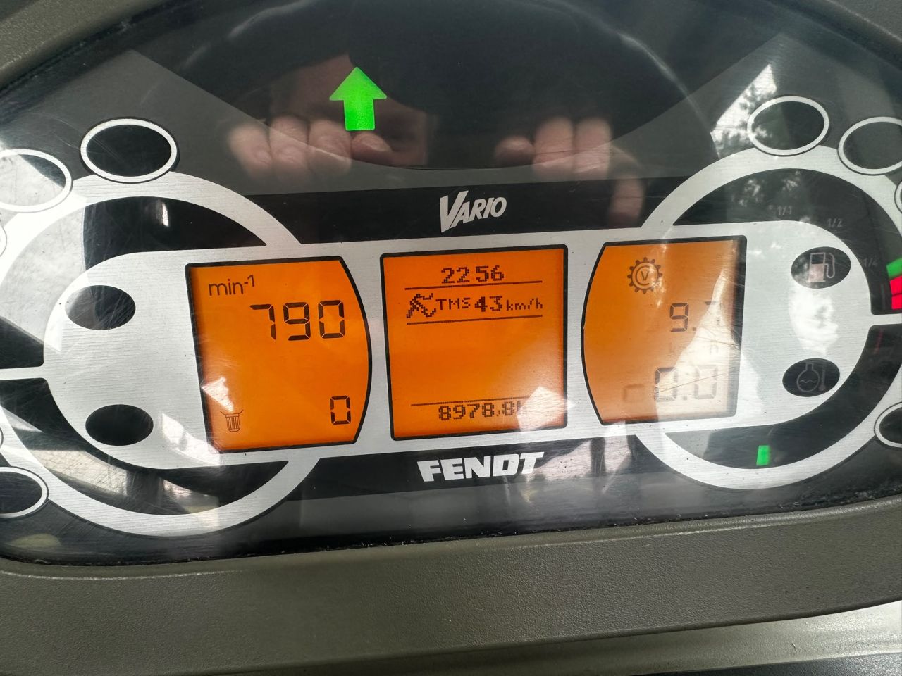 Fendt 312 Vario TMS met voorlader