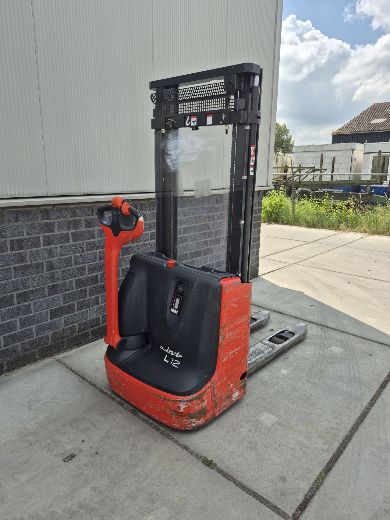 Linde L12 duplo 3.010 mm 2346 uur bj 2015 accu bj 35/2025