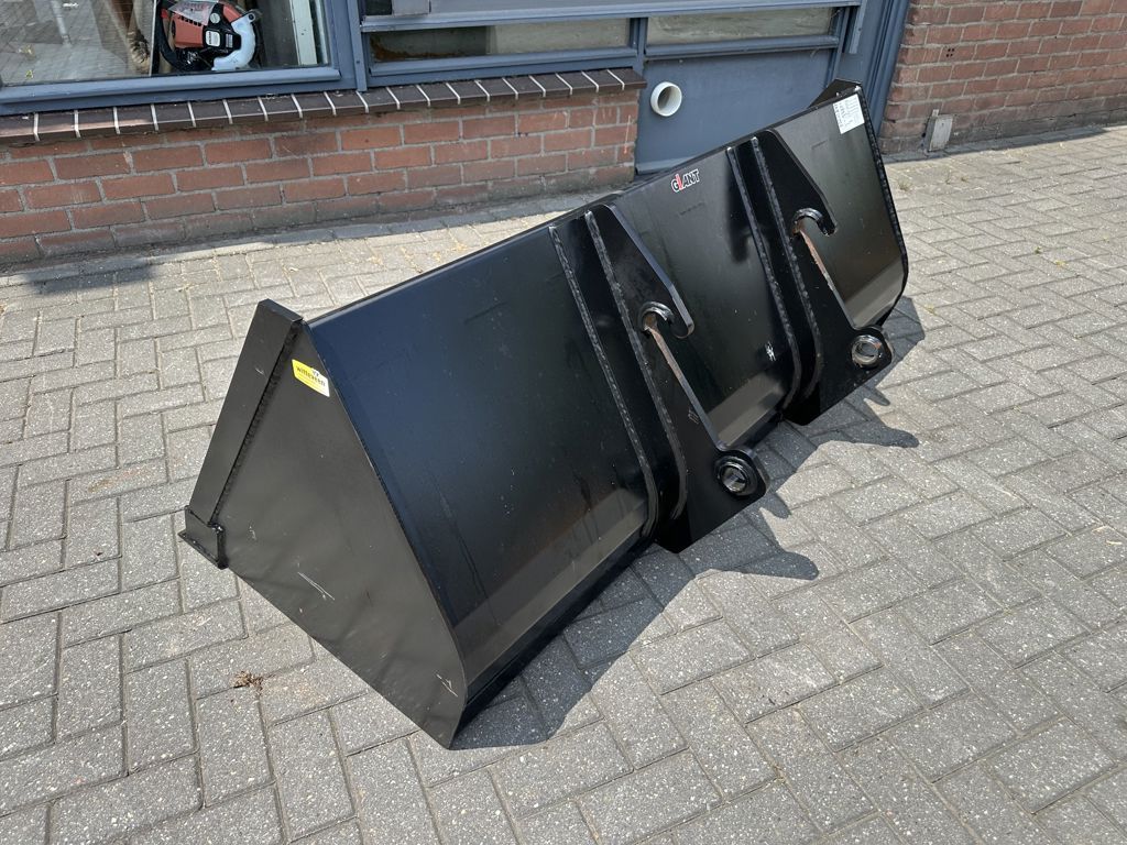 Giant Grondbak 180cm
