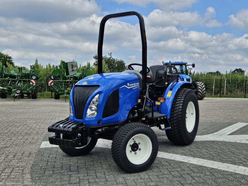 New Holland Boomer 40
