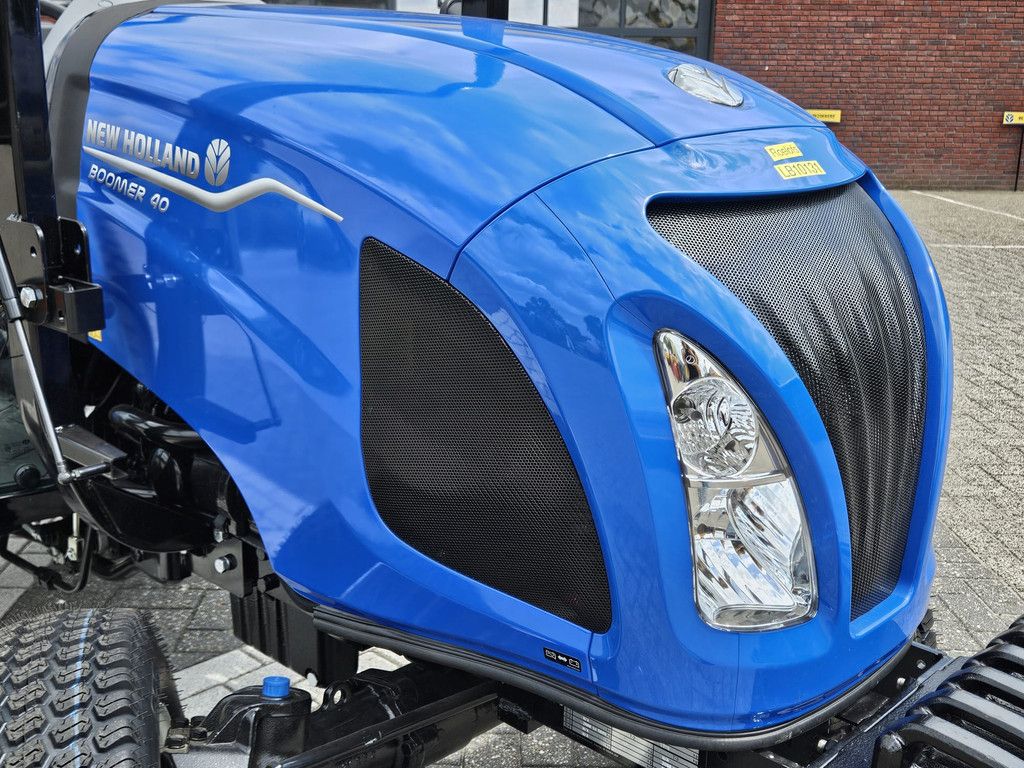 New Holland Boomer 40