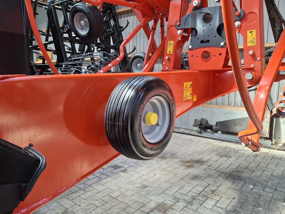 Kuhn GA13031 zwadhark, BJ2026, 100HA, Nieuw