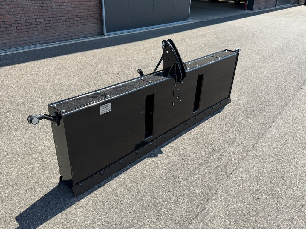 Frontschuif / Frontgewicht / Frontbumper