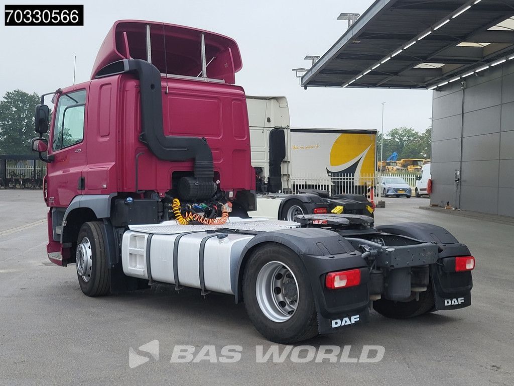DAF CF CF 400 4X2 Sleeper Cab ACC Navi