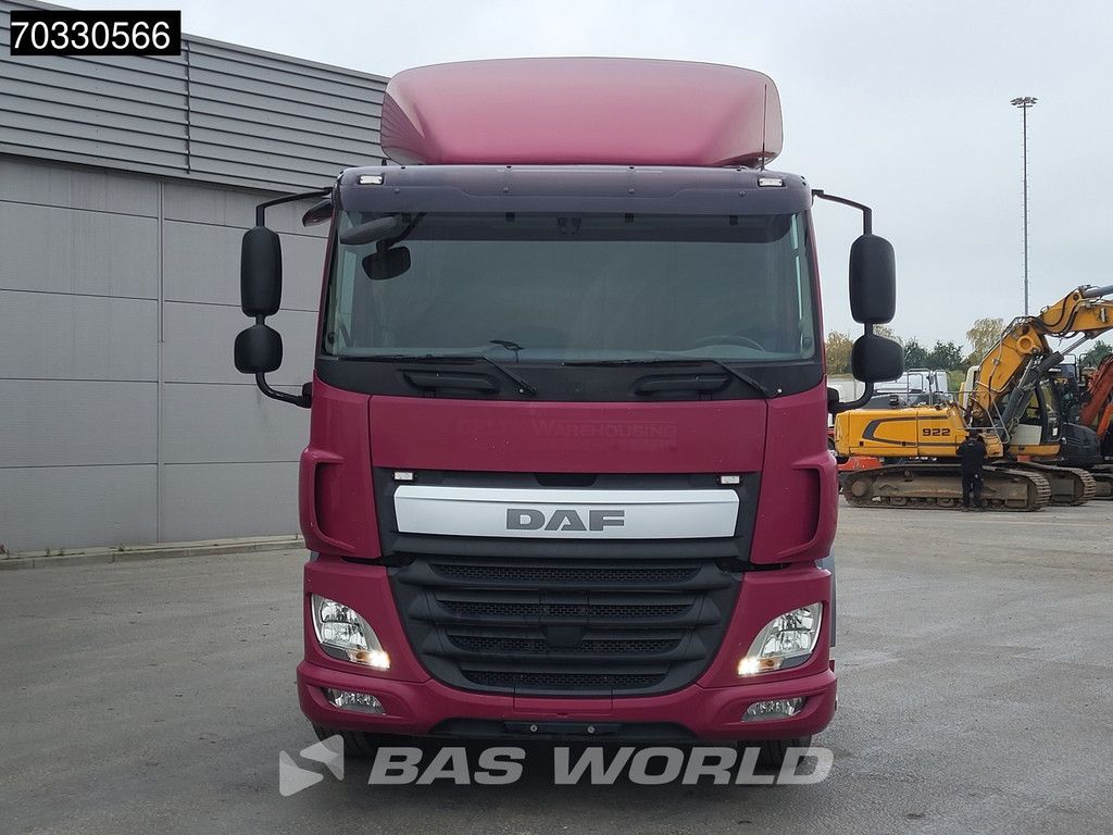 DAF CF CF 400 4X2 Sleeper Cab ACC Navi