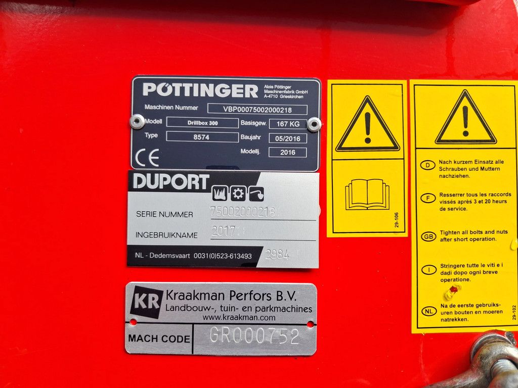 Pottinger Syncro 3020 cultivator met zaaibak