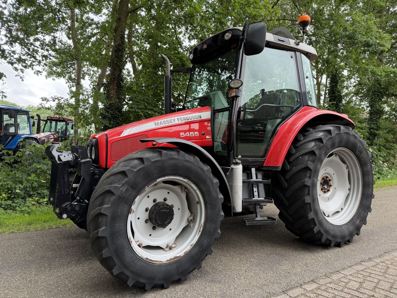 Massey Ferguson 5455