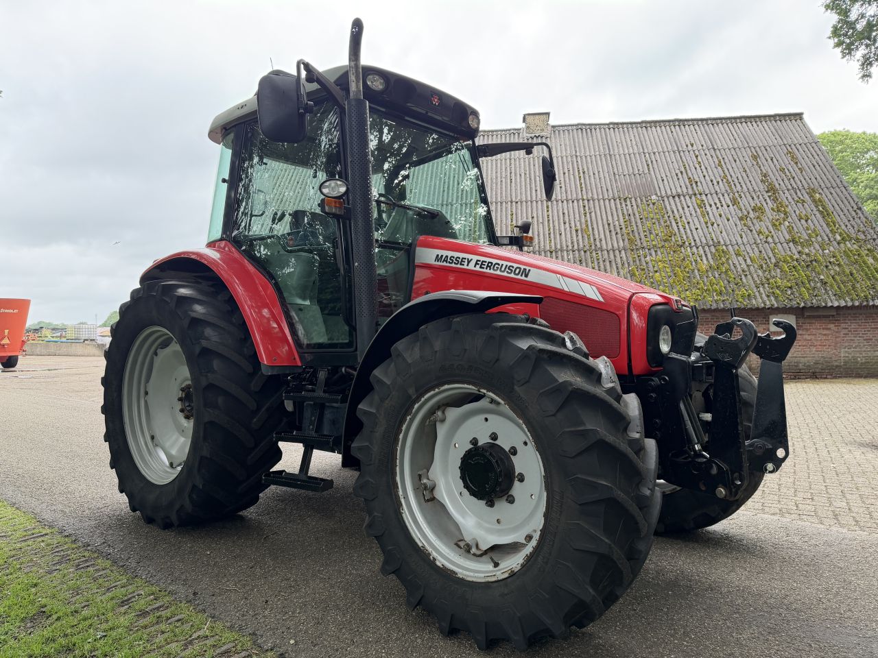 Massey Ferguson 5455